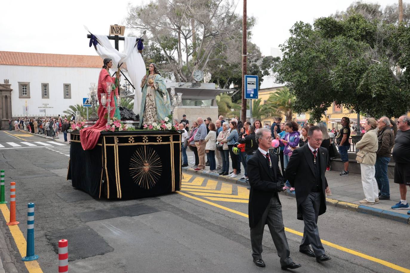 La Procesión Magna recorre Vegueta