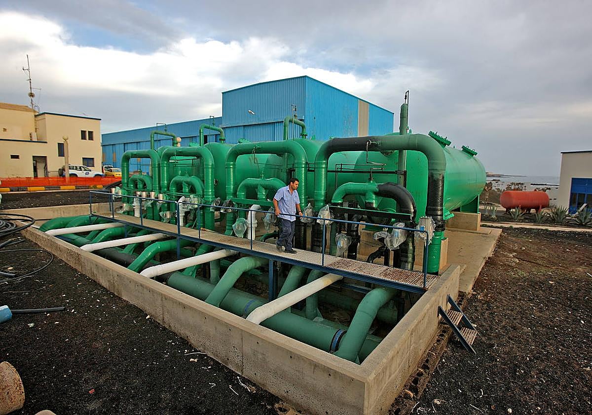 Imagen de archivo de la desaladora de Puerto del Rosario.