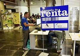 Se espera que alrededor de un millón de canarios presenten la renta este año.