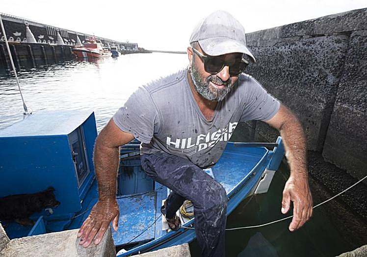 Héctor Hernández en La Restinga.