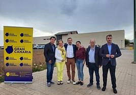 Lucas Bravo de Laguna junto a los candidatos a las alcaldías de los municipios del sur de Gran Canaria.