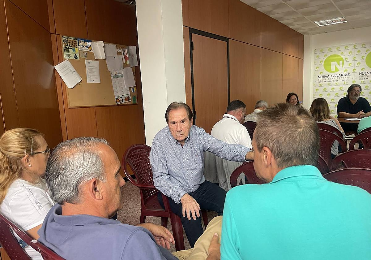Juan Campos, en un momento de la reunión de la asamblea.