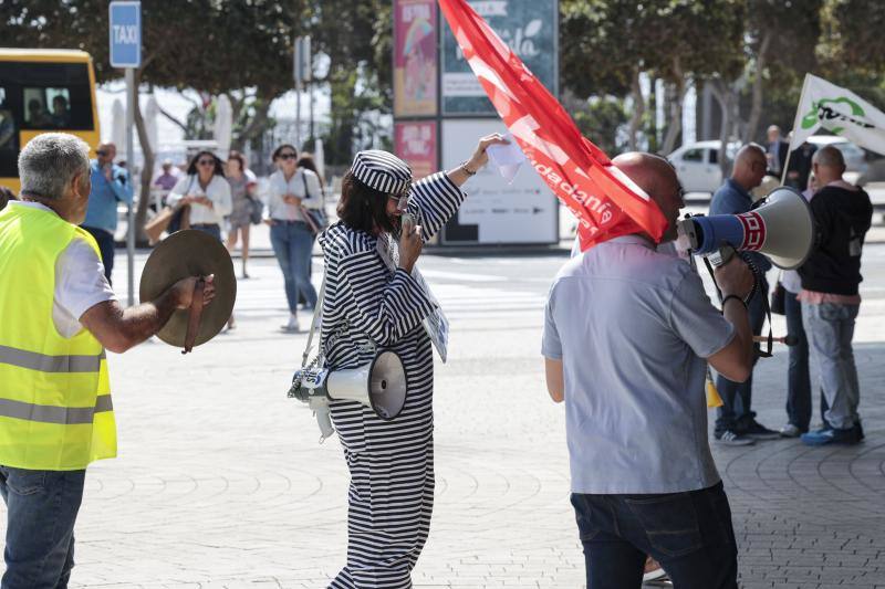 Los funcionarios de justicia secundan la huelga en la capital grancanaria