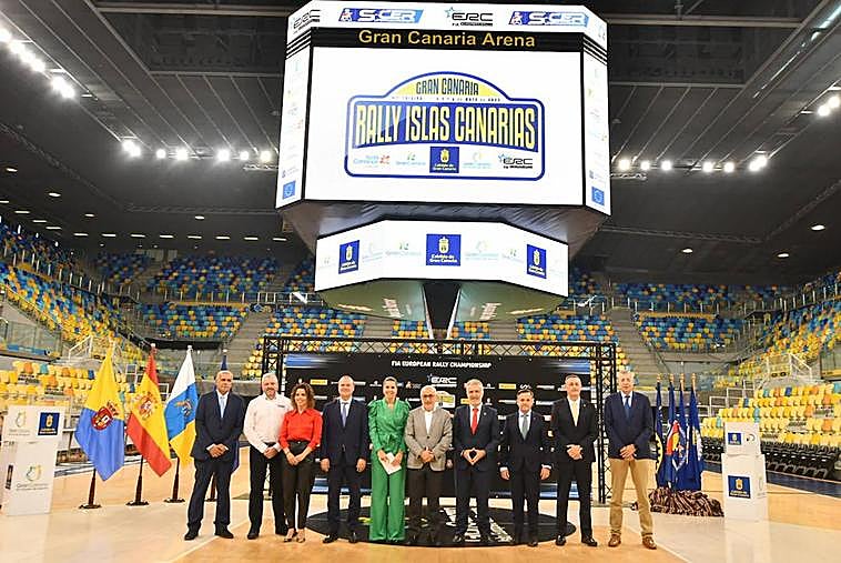 Foto de familia de la presentación del Rally Islas Canarias.