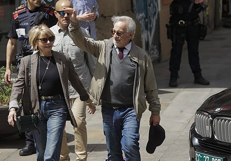 El matrimonio Spielberg.