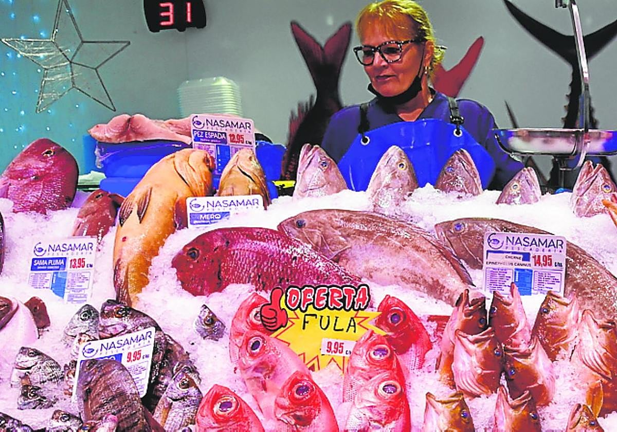 Imagen de archivo de un puesto de pescado.