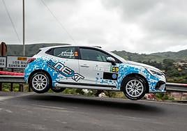 Manuel Hernández es uno de los grandes favoritos para imponerse e la Clio Trophy Canarias.