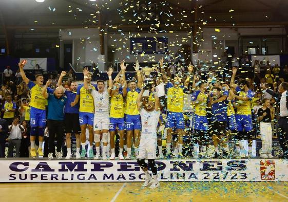 El Guaguas, campeón de la Superliga