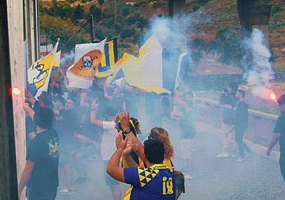 El caluroso apoyo de Ultra Naciente a la UD en Barranco Seco.