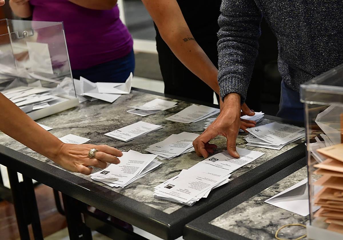 Papeletas en las elecciones de 2019