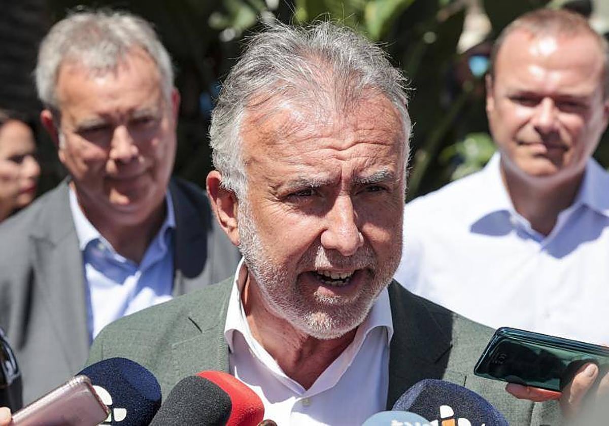 Torres insiste en que «no se ha incumplido» con los médicos