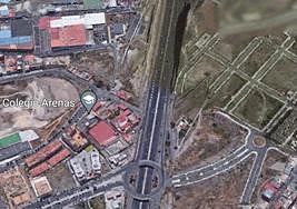 Los vecinos buscan una salida a la GC-3 por esta zona.