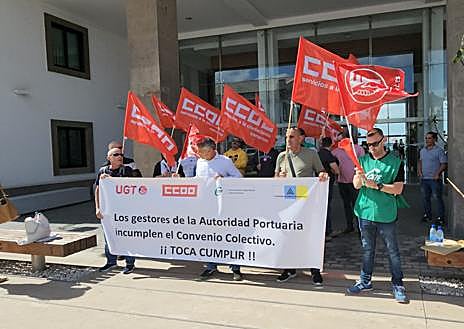 Imagen secundaria 1 - Los sindicatos de la Autoridad Portuaria de Las Palmas exigen que se aplique el convenio