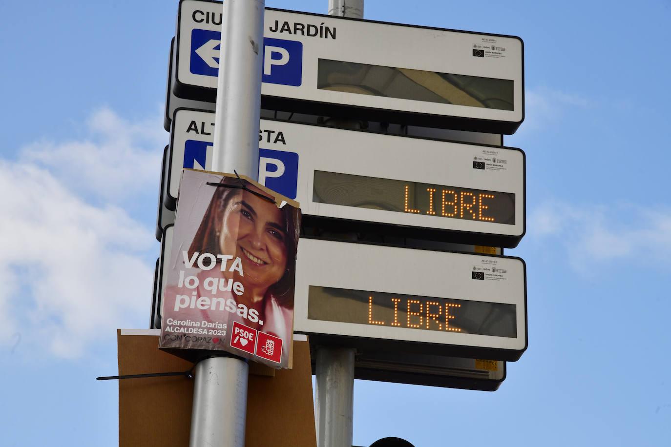 La marea de los carteles electorales inunda Gran Canaria