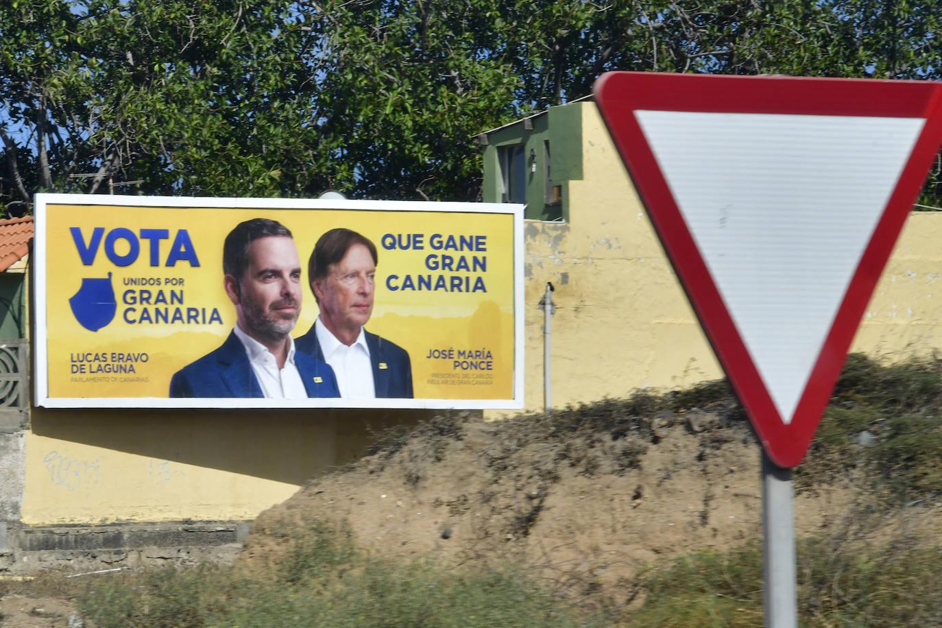 La marea de los carteles electorales inunda Gran Canaria