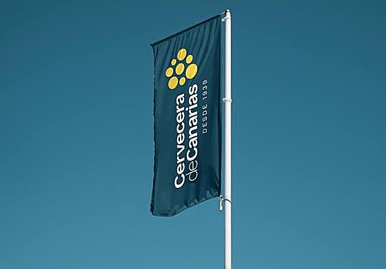 Cervecera de Canarias estrena nueva identidad corporativa con el apoyo del talento local