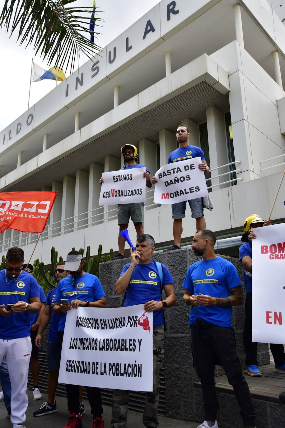 Los bomberos salen a la calle «desMoralizados»