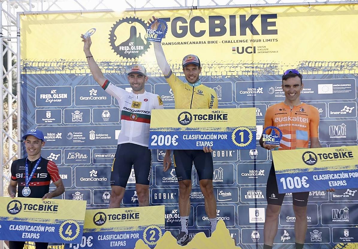 Manuela Muresan y Hans Becking, primeros líderes de la Fred. Olsen Express Transgrancanaria Bike