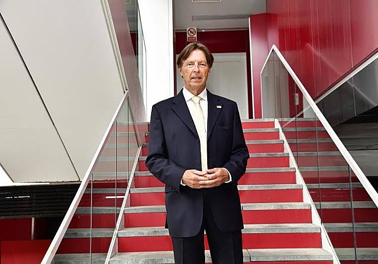 José María Ponce encabeza la candidatura al Cabildo de UxGC.