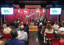 De izquierda a derecha: Francisco Suárez; María Fernández; Fernando Clavijo; Francis Candil; y Pablo Rodríguez