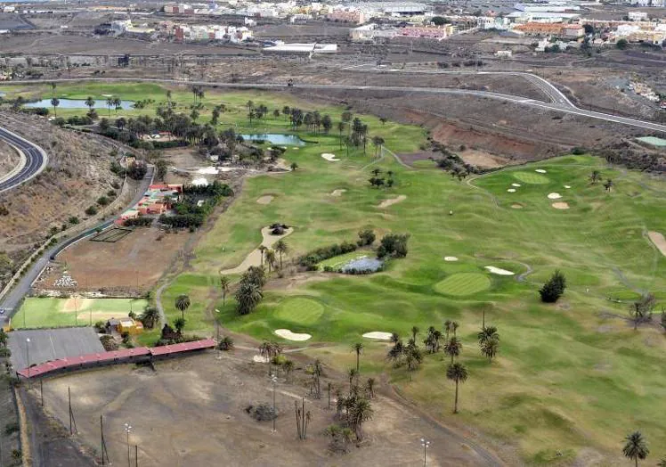 Vista parcial del campo de golf El Cortijo, donde se levantará el proyecto.