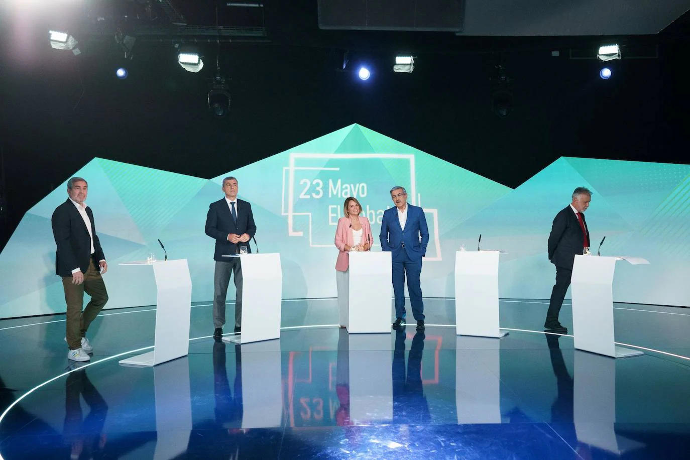 The candidate debate draws two blocks and leaves good news