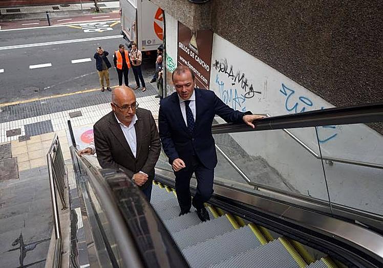 Antonio Morales y Augusto Hidalgo suman mayoría absoluta si NC y PSOE pactan.