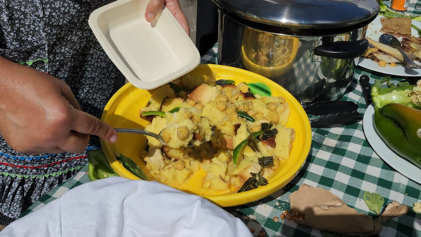 La plaza San Juan acoge el Día de Canarias