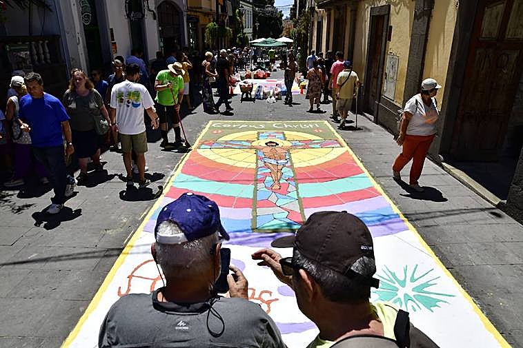 Imagen de las alfombras del Corpus Cristi en Arucas