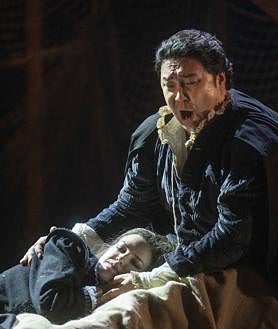 Imagen secundaria 2 - Distintos momentos del ensayo general de 'Rigoletto'. 