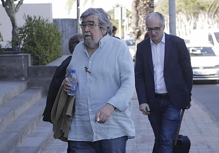 Federico Echevarría accediendo al Palacio de Justicia.