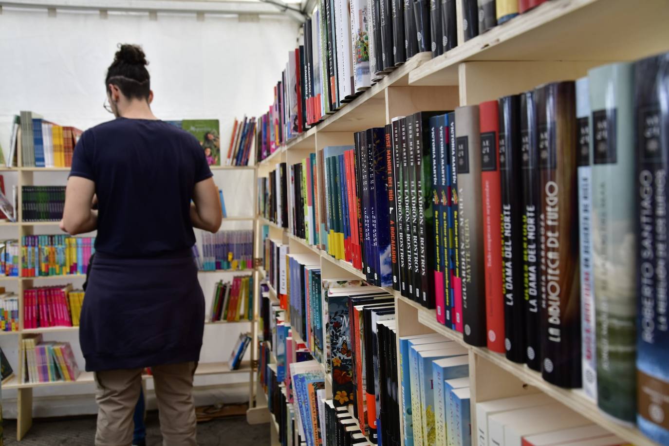 San Telmo se convierte en una librería al aire libre