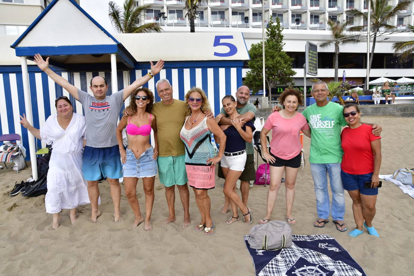 Las Canteras, preparada para los fuegos de San Juan