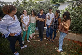 De izquierda a derecha, Ruth, Texeida, Marta, Pedro, Kirian, Encarna y Francisca.