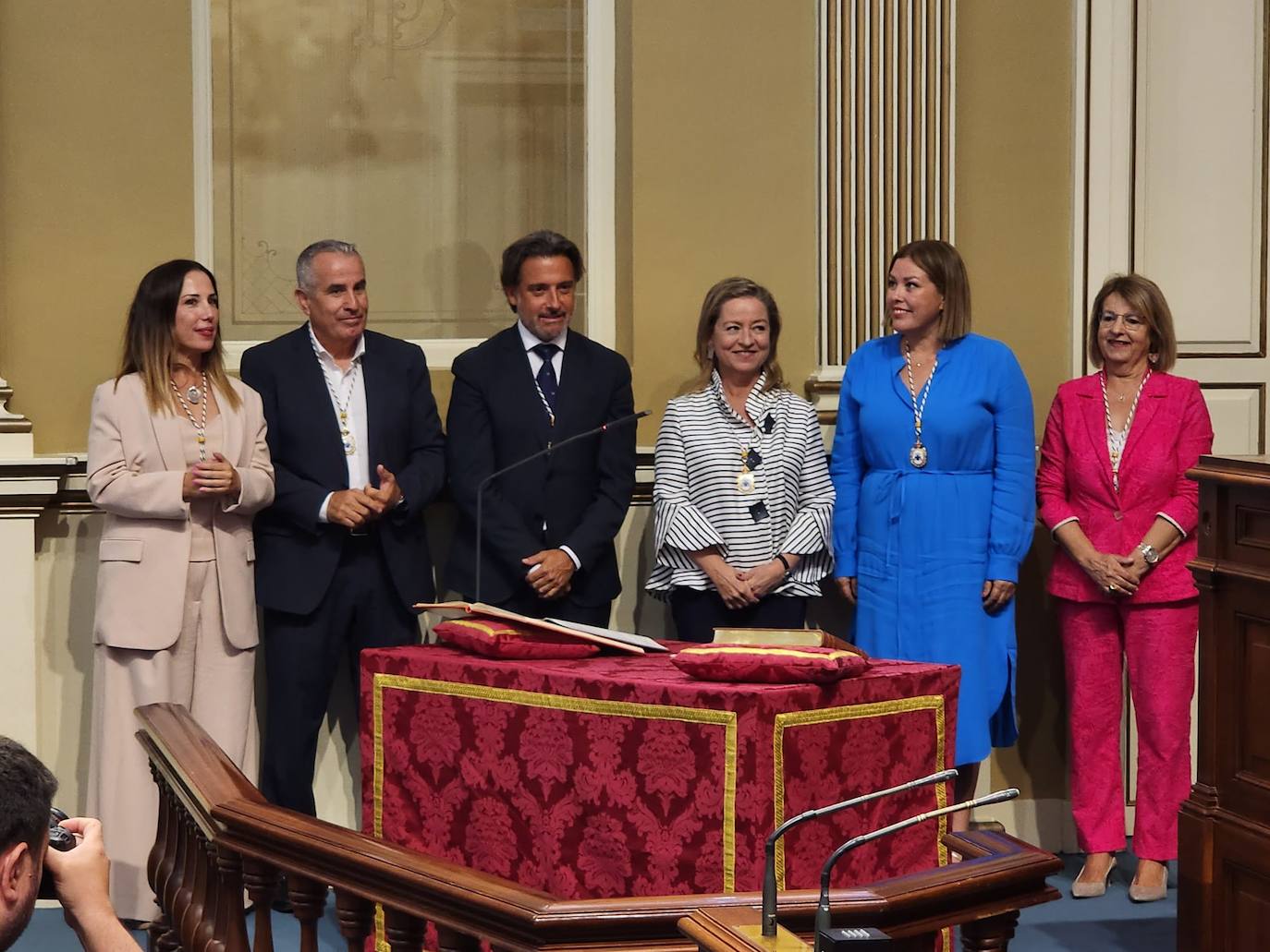 El inicio de la XI legislatura del Parlamento de Canarias, en imágenes