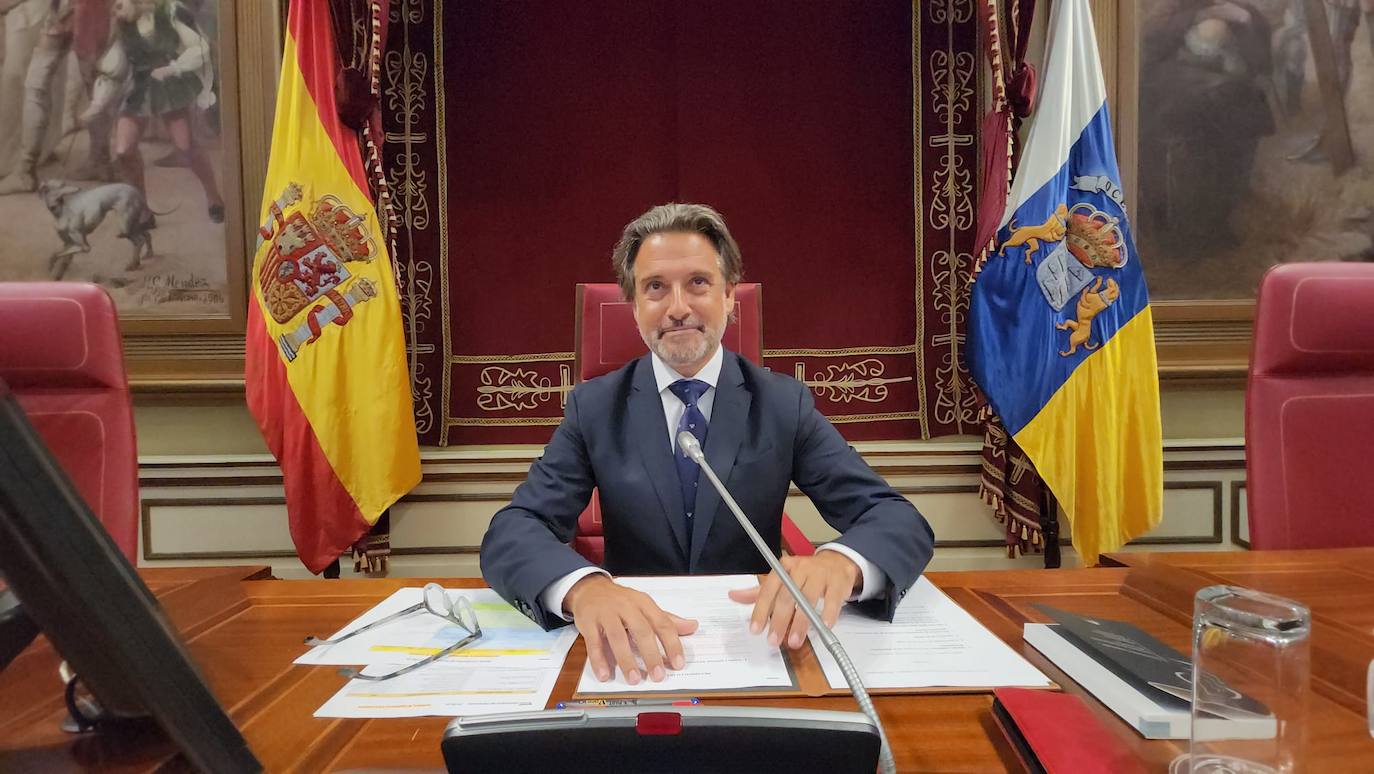 El inicio de la XI legislatura del Parlamento de Canarias, en imágenes