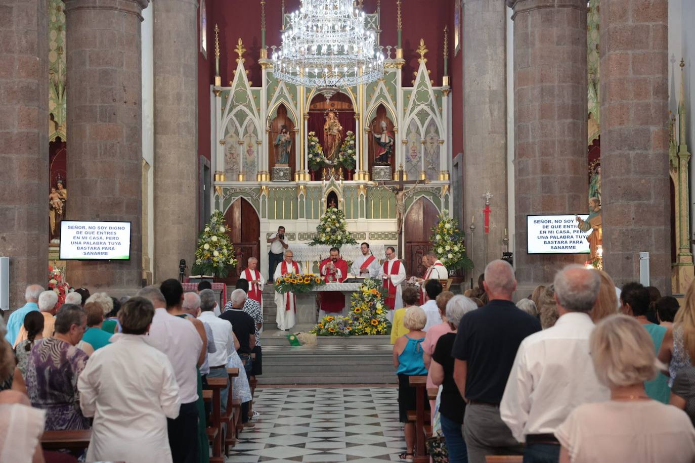Dos santos y una misma fiesta en Ingenio