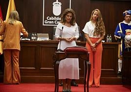 Inés Miranda, titular de Política Territorial, en su toma de posesión como consejera.