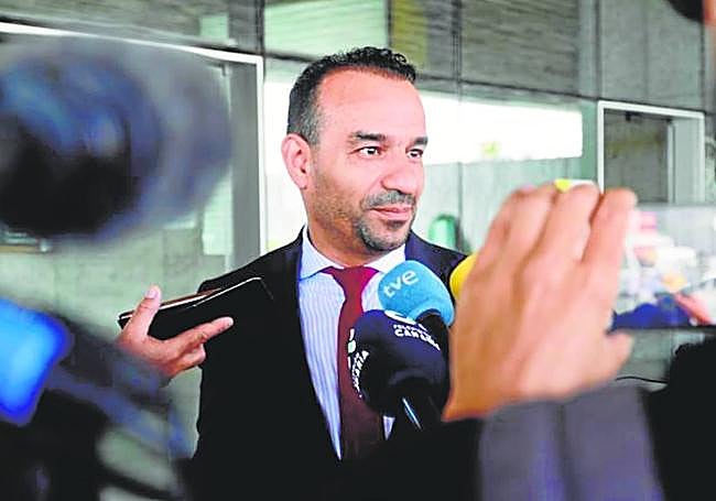 El letrado de la defensa, Rachid Mohamed, que interpuso el recurso ante la Audiencia.