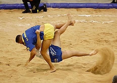 Imagen secundaria 1 - El Maninidra barre en la Copa de Segunda Categoría