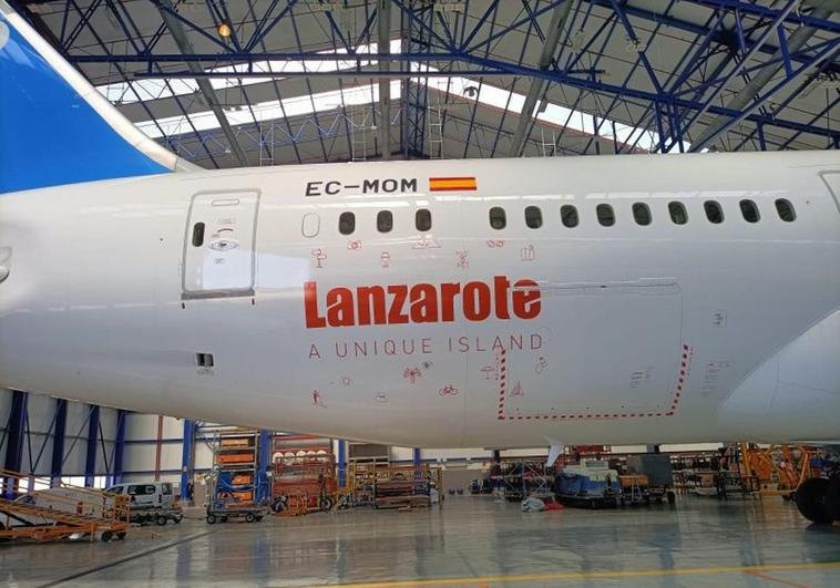 Lanzarote vuela en un gigante de Air Europa