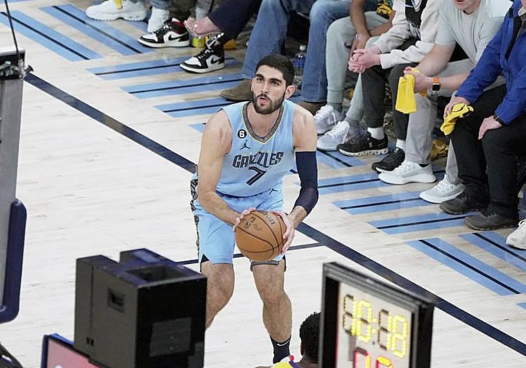 Aldama, durante un partido de la pasada temporada con los Grizzlies.