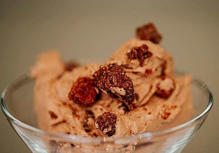 El helado distinguido es un homenaje a las dos grandes especialidades de Boutique Relieve.