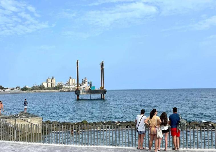 Sondeos marinos para el emisario de la desaladora de Salto de Chira
