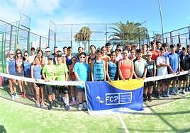 Foto de grupo una vez finalizada la sesión de este domingo.