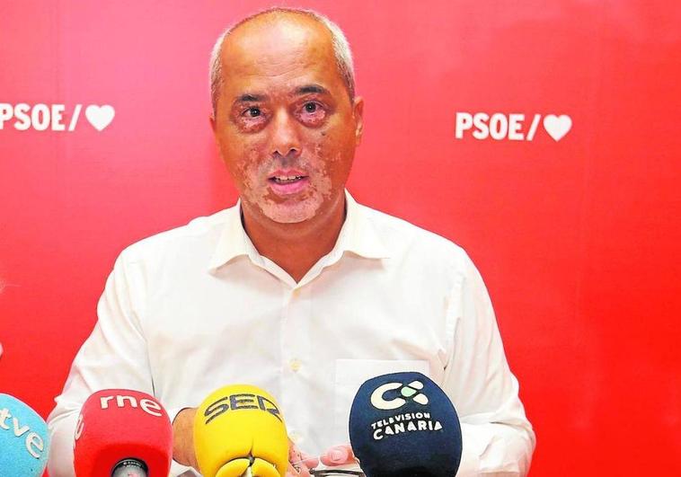 El PSOE propone fijar un precio a los billetes de avión entre Canarias y la península
