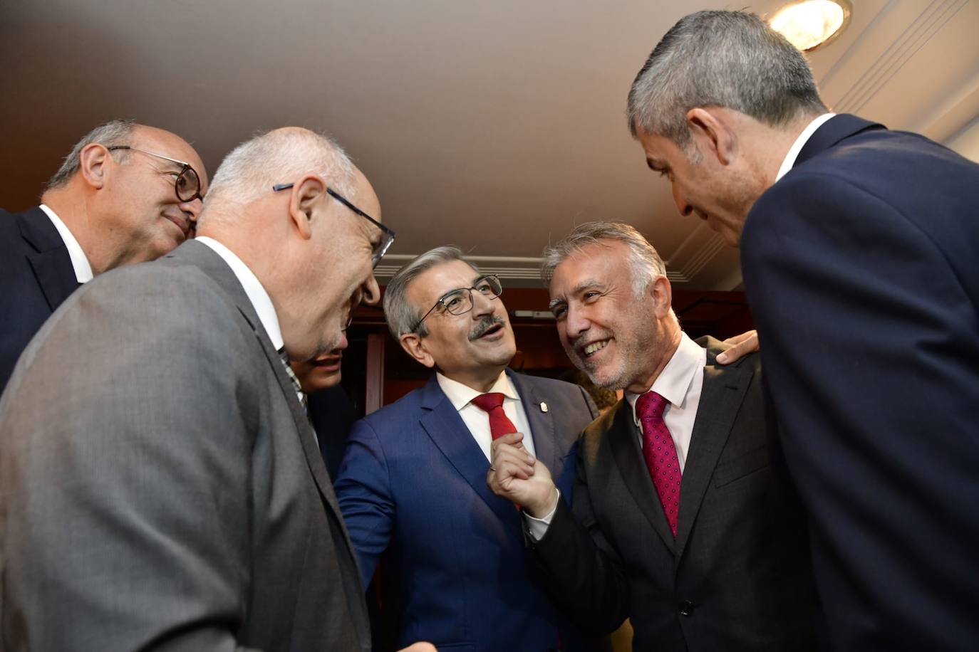 El álbum de la toma de posesión de Fernando Clavijo