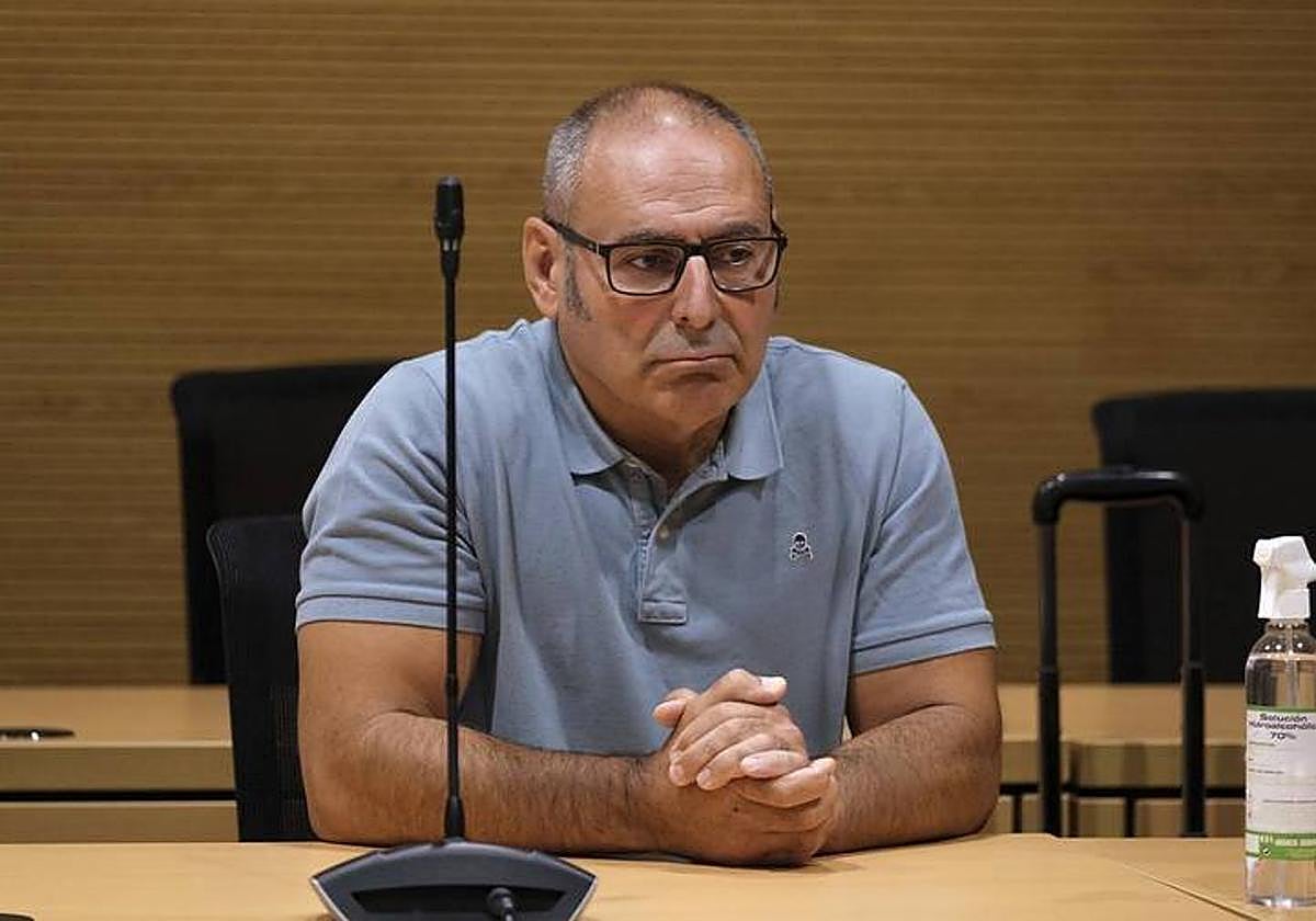 El piloto de avionetas, David Amar en uno de los juicios.