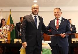 Dámaso Arencibia y José Luis Rodríguez, el pasado 17 de junio, día de la toma de posesión.