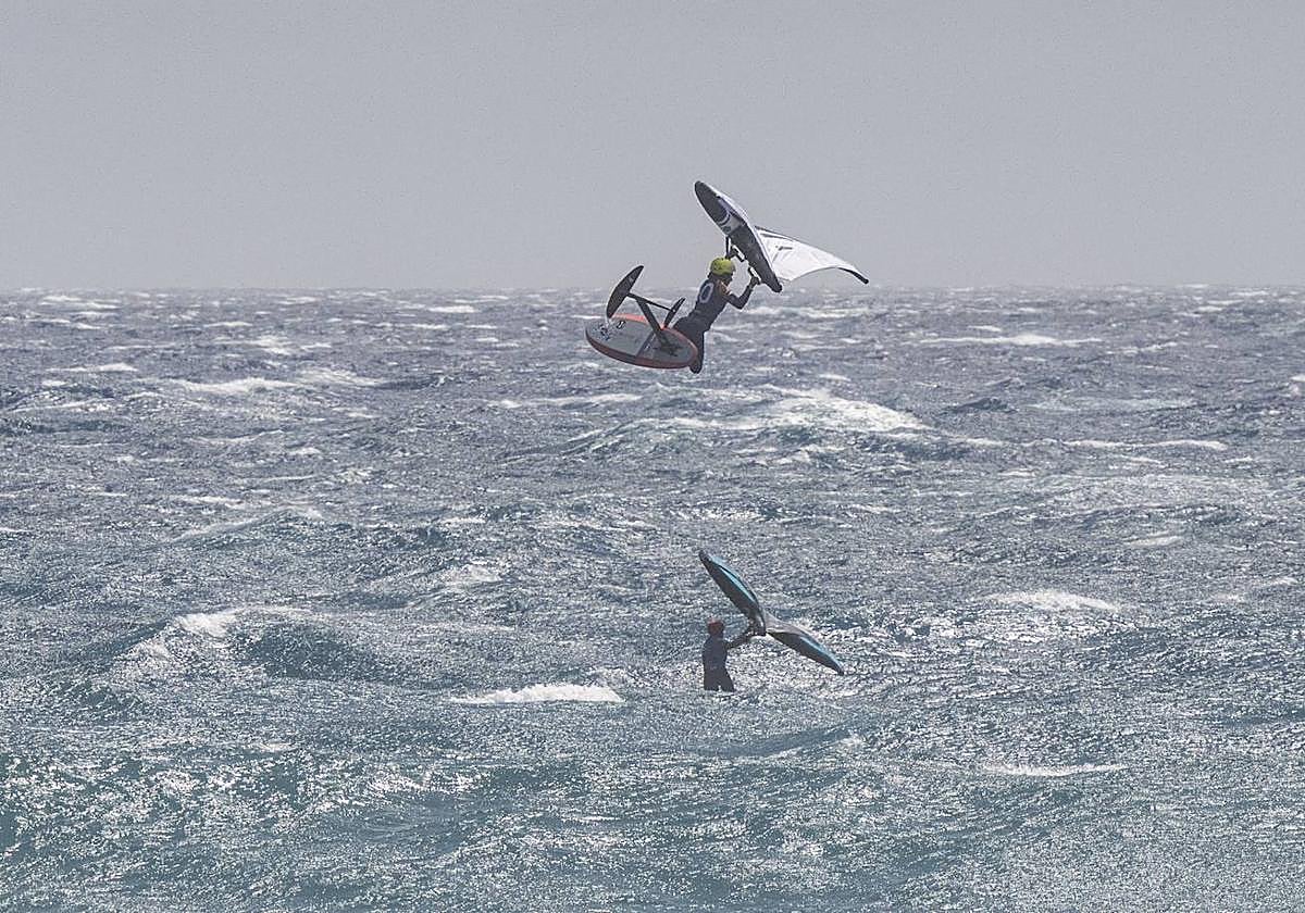 Mar de Arce, en plena acrobacia ganadora.